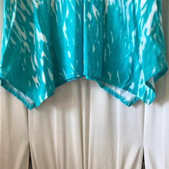 Two Plus Size Tunic Shirts 4X - Picture 5 of 11